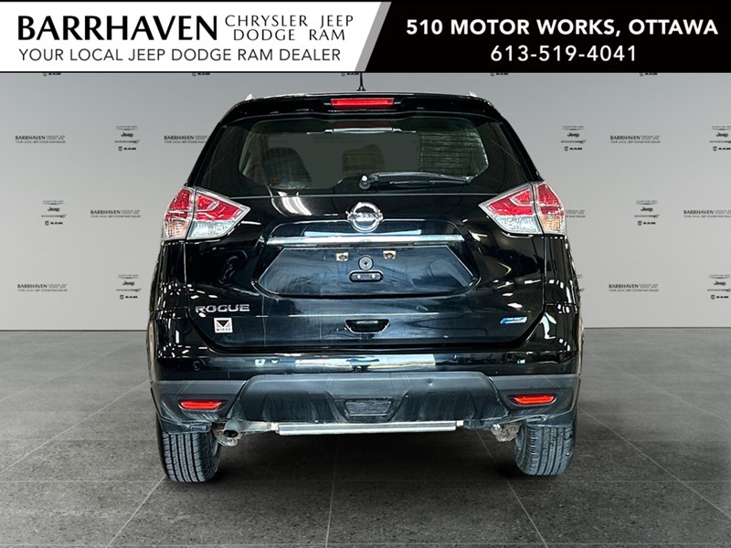2015 Nissan Rogue S | Ultra Low KM's