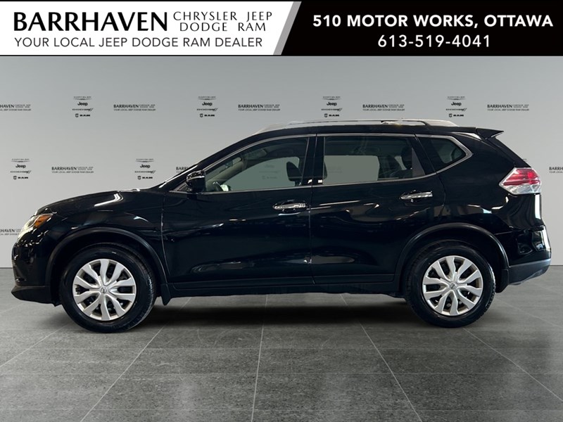 2015 Nissan Rogue S | Ultra Low KM's