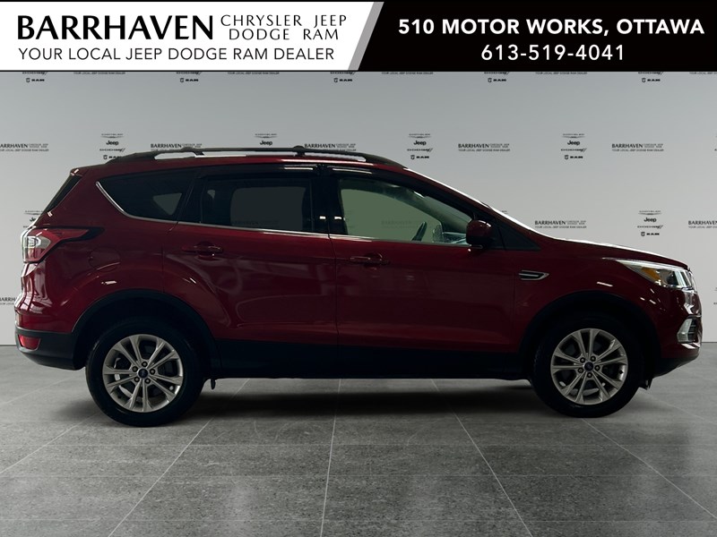 2017 Ford Escape SE | 4WD | Ultra Low KM's