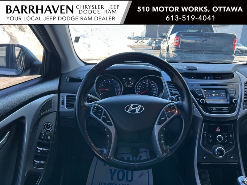 2016 Hyundai Elantra GLS | Sunroof | Low KM’s