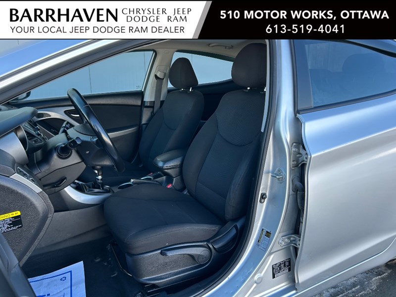 2016 Hyundai Elantra GLS | Sunroof | Low KM’s