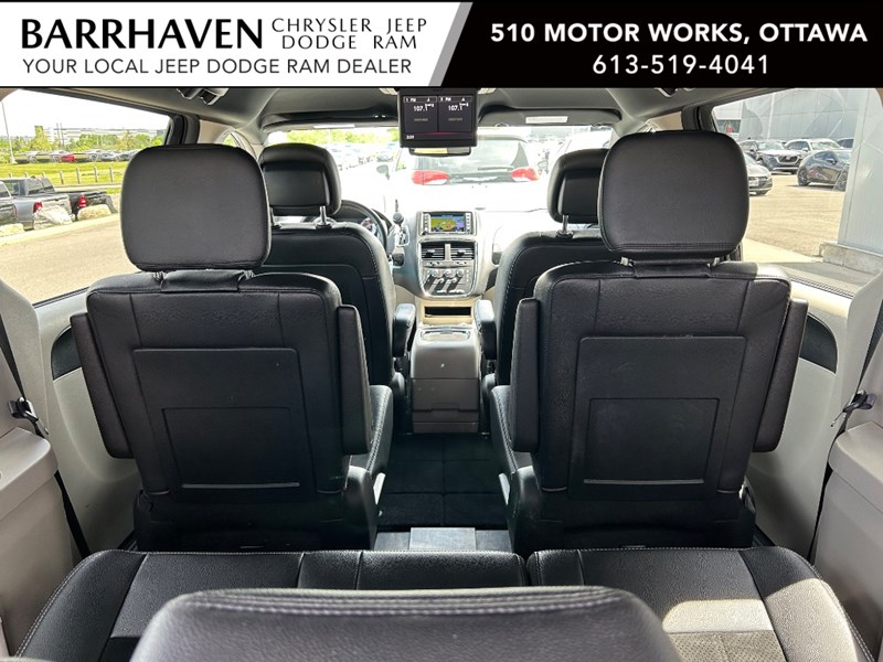 2018 Dodge Grand Caravan SXT Premium Plus | DVD | Ultra Low KM's