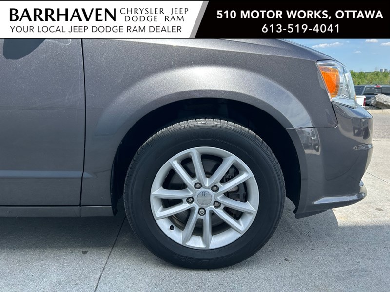 2018 Dodge Grand Caravan SXT Premium Plus | DVD | Ultra Low KM's