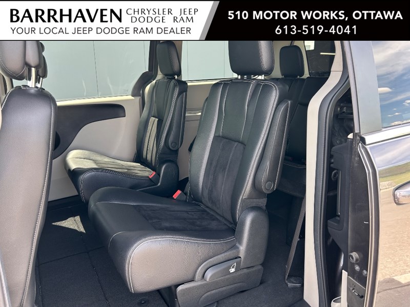 2018 Dodge Grand Caravan SXT Premium Plus | DVD | Ultra Low KM's