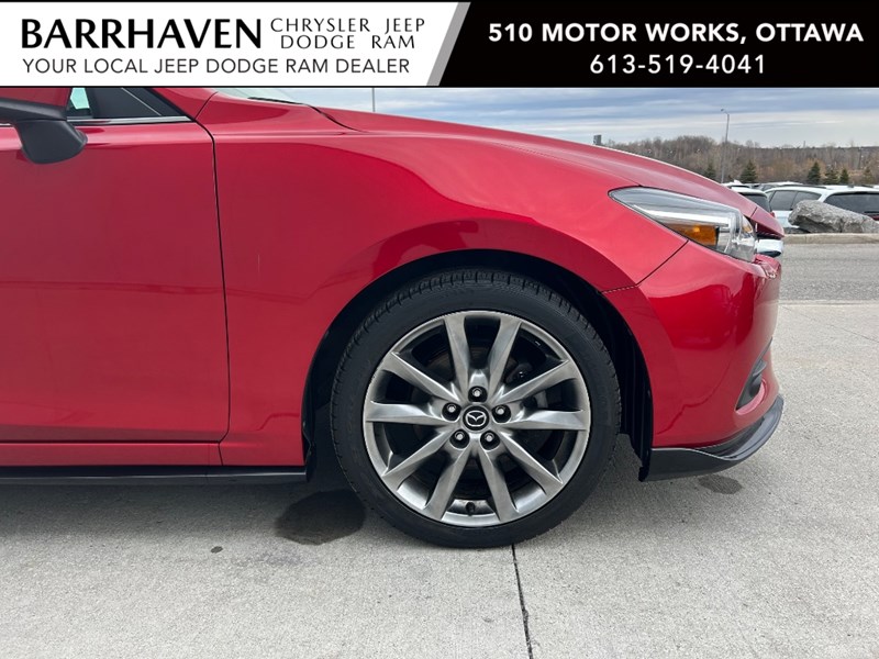 2018 Mazda Mazda3 GT 6-Speed | Low KM's