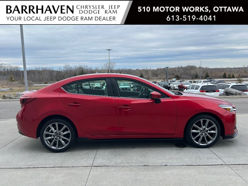 2018 Mazda Mazda3 GT 6-Speed | Low KM's