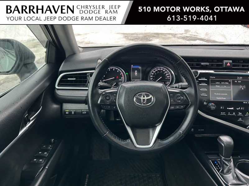 2018 Toyota Camry SE Upgrade | Sunroof | Ultra Low KM's