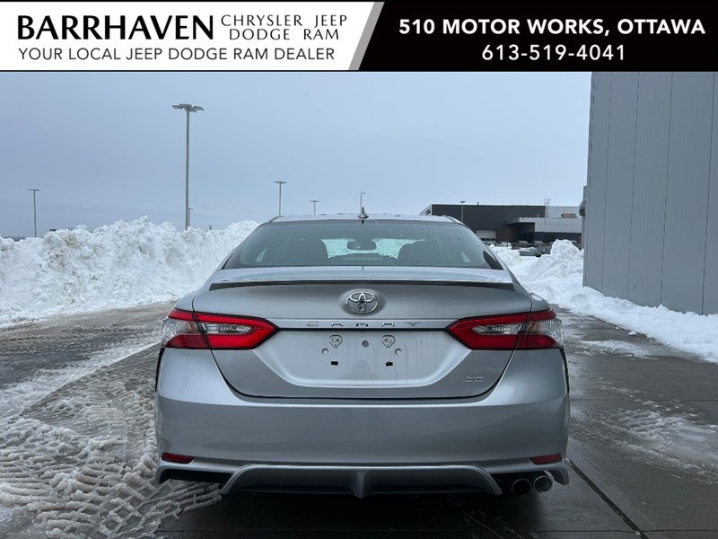 2018 Toyota Camry SE Upgrade | Sunroof | Ultra Low KM's