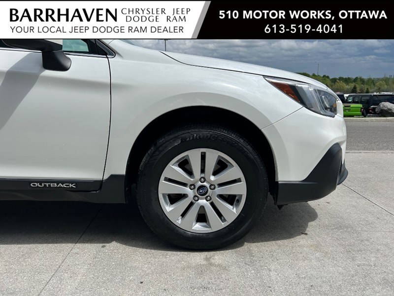 2019 Subaru Outback 2.5i Touring w/EyeSight | Low KM's
