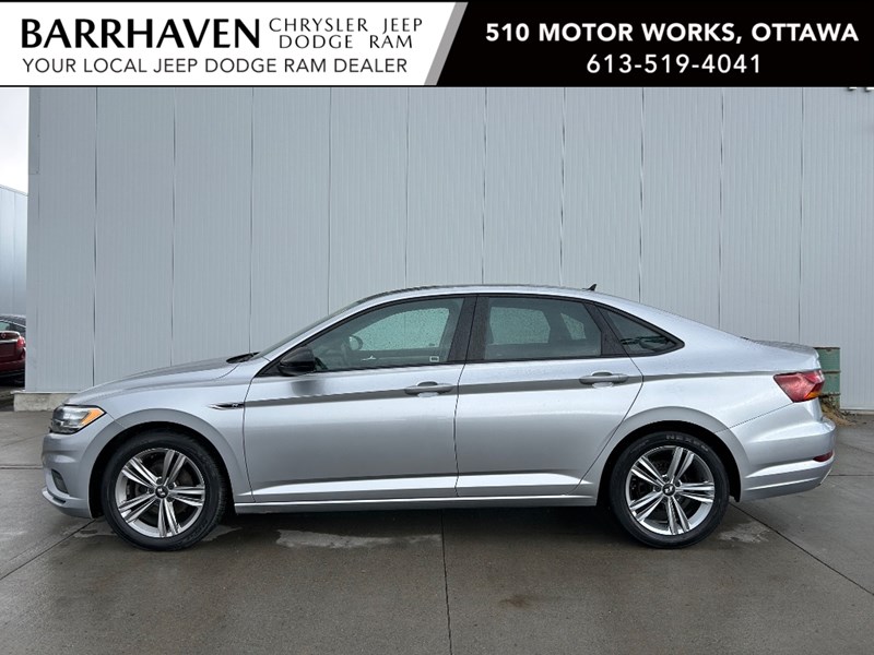 2019 Volkswagen Jetta Highline R-Line | Ultra Low KM's