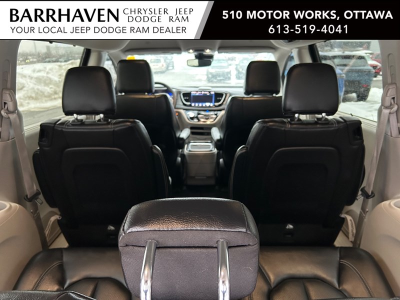 2022 Chrysler Pacifica Touring L AWD