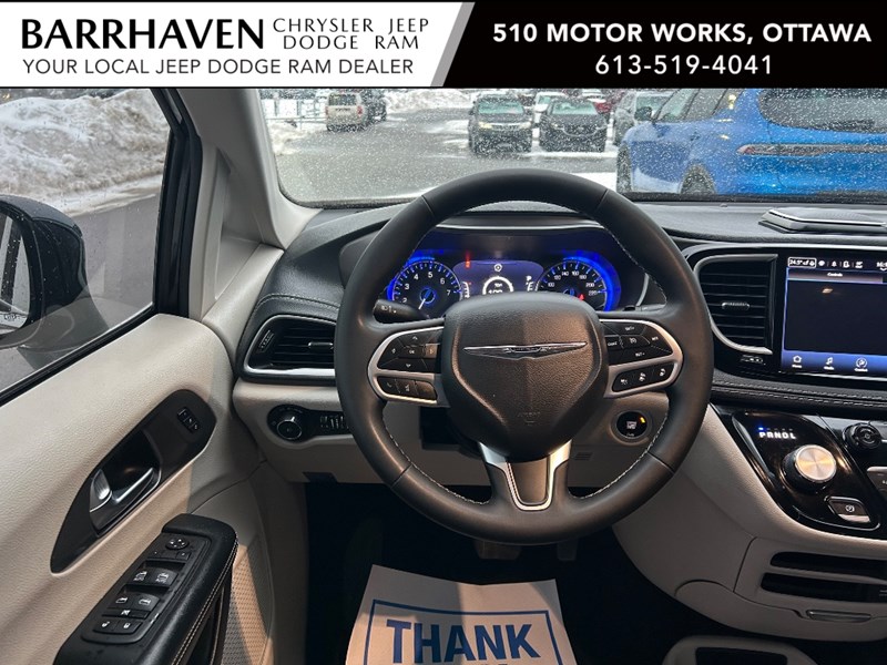 2022 Chrysler Pacifica Touring L AWD