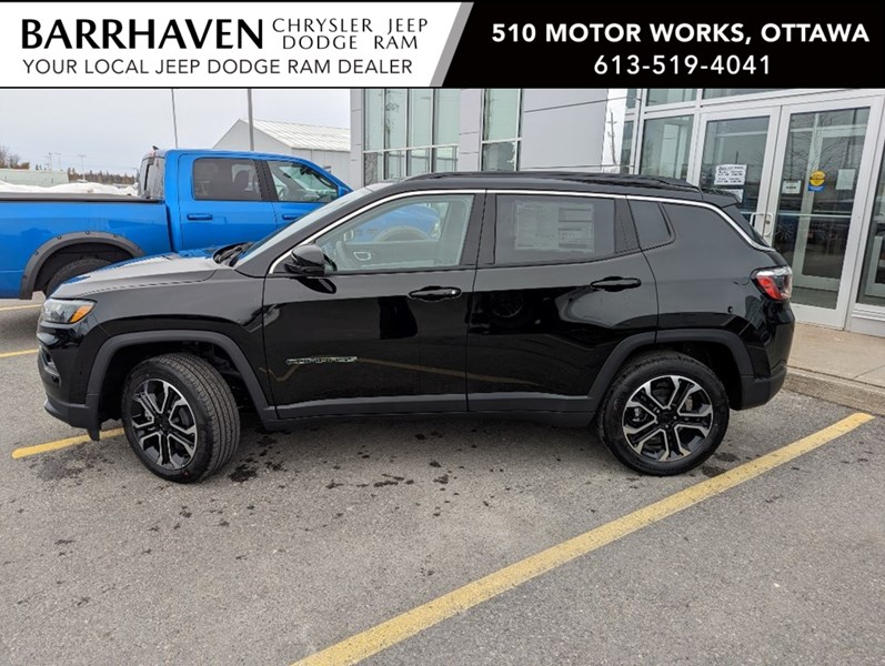 2023 Jeep Compass Limited 4x4 | Leather, Pano Roof, Premium Sound