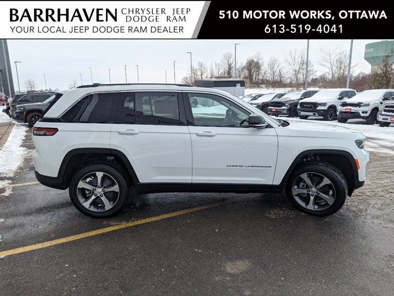 2023 Jeep Grand Cherokee 4xe 4x4 | Hybrid, Leather, Pano Roof, DVD