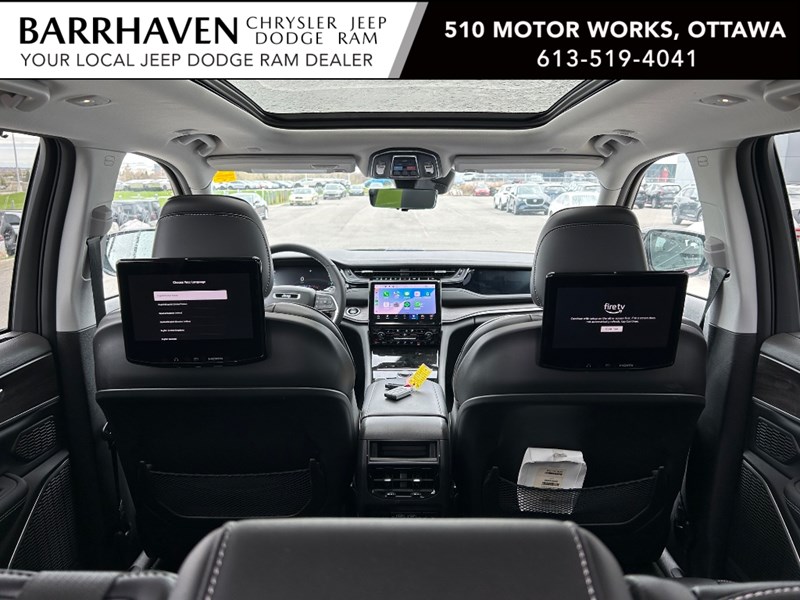 2023 Jeep Grand Cherokee 4xe 4x4 | Hybrid, Leather, Pano Roof, DVD