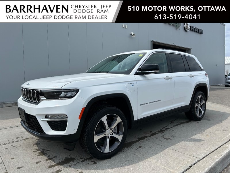 2023 Jeep Grand Cherokee 4xe 4x4 | Hybrid, Leather, Pano Roof, DVD