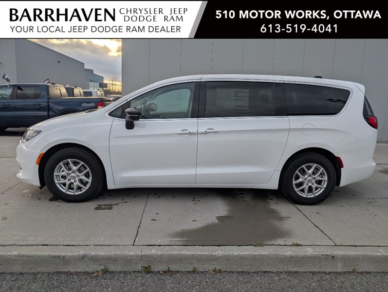 2024 Chrysler Grand Caravan SXT 2WD