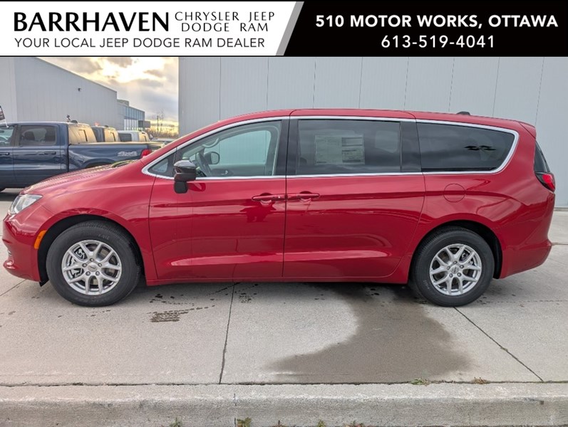 2024 Chrysler Grand Caravan SXT 2WD