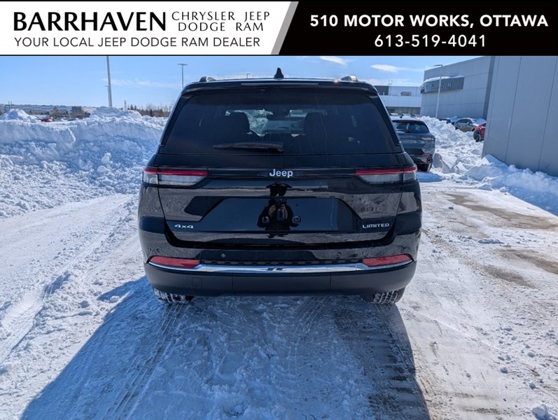 2025 Jeep Grand Cherokee Limited 4x4 | Pano Roof, Tow Package