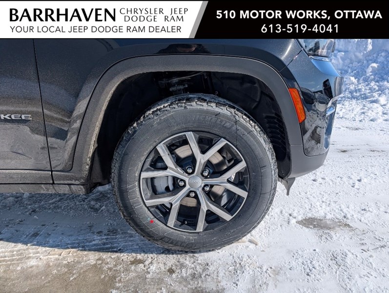 2025 Jeep Grand Cherokee Limited 4x4 | Pano Roof, Tow Package