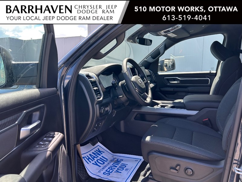 2025 RAM 1500 Big Horn 4x4 Crew Cab 5'7" Box