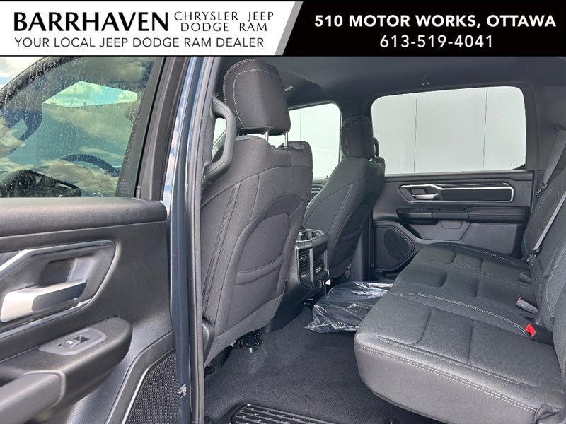 2025 RAM 1500 Big Horn 4x4 Crew Cab 5'7" Box