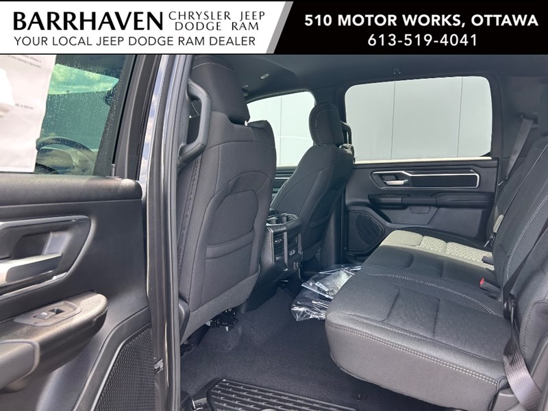 2025 RAM 1500 Big Horn 4x4 Crew Cab 5'7" Box