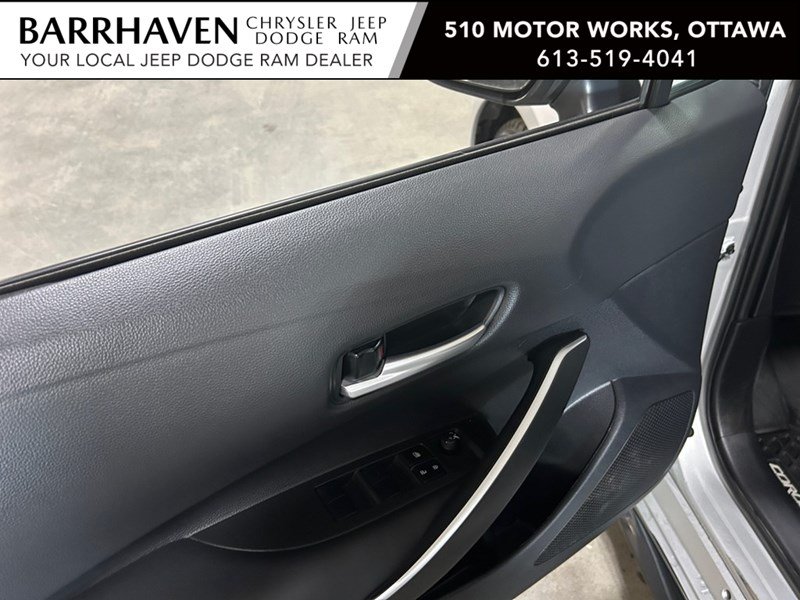 2021 Toyota Corolla SE 6-Speed