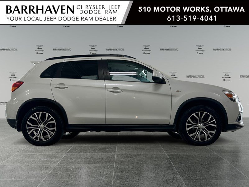 2018 Mitsubishi RVR SE LTD AWC | Ultra Low KM's