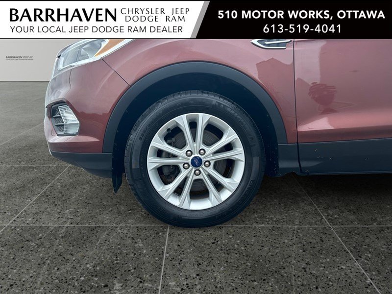 2018 Ford Escape SE AWD | Ultra Low KM's