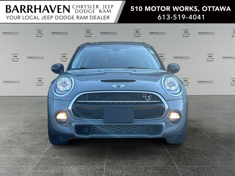 2018 MINI 5 Door S | Leather | Sunroof | Low KM's
