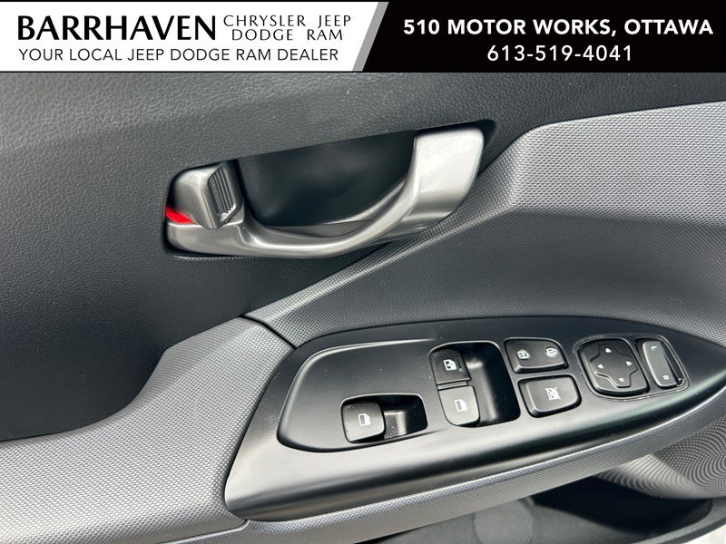 2020 Hyundai Veloster Turbo DCT | Leather | Sunroof | Low KM's