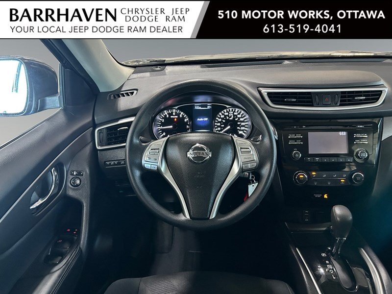 2015 Nissan Rogue S | Ultra Low KM's