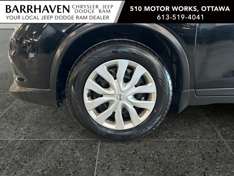 2015 Nissan Rogue S | Ultra Low KM's