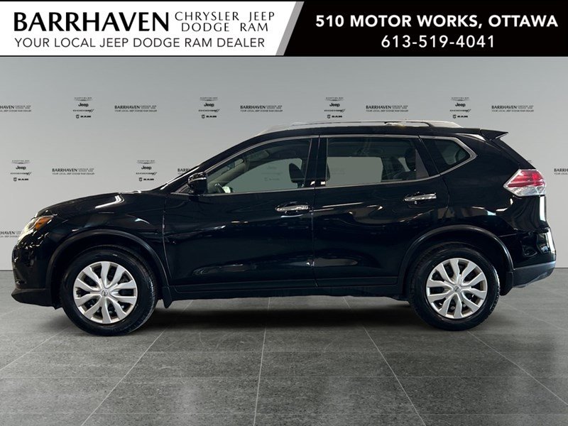 2015 Nissan Rogue S | Ultra Low KM's