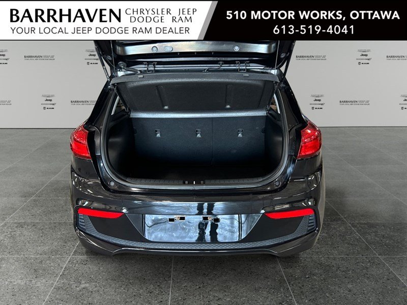 2019 Hyundai Accent Hatch Preferred | Low KM’s