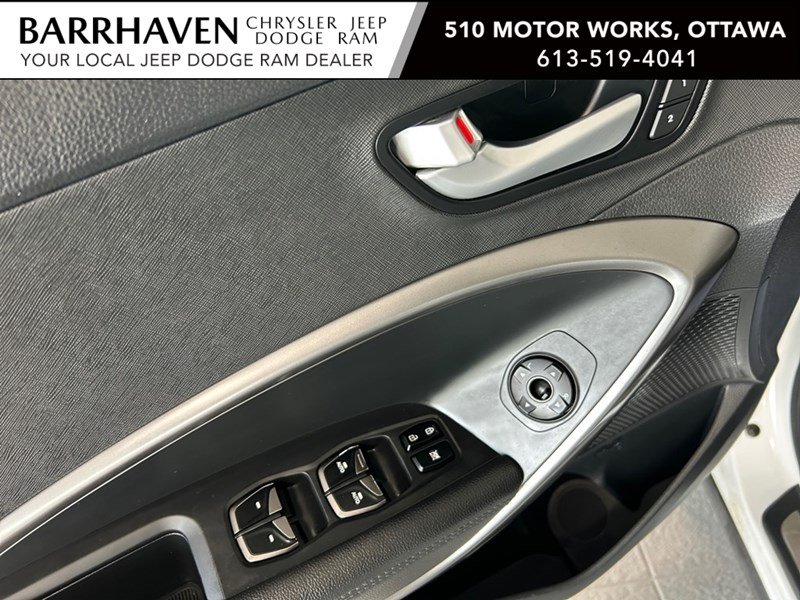 2017 Hyundai Santa Fe XL AWD 4dr Limited