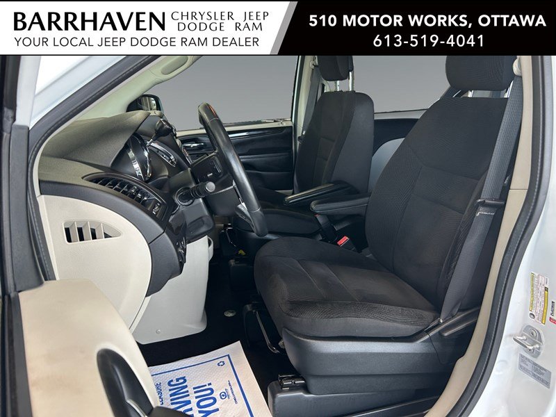 2017 Dodge Grand Caravan Canada Value Package | Ultra Low KM's