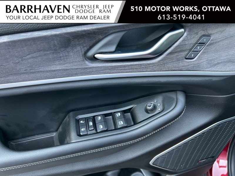 2023 Jeep Grand Cherokee 4xe 4x4 | Hybrid, Leather, Pano Roof, DVD