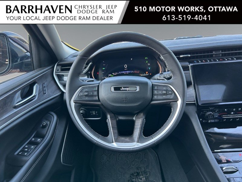 2023 Jeep Grand Cherokee 4xe 4x4 | Hybrid, Leather, Pano Roof, DVD