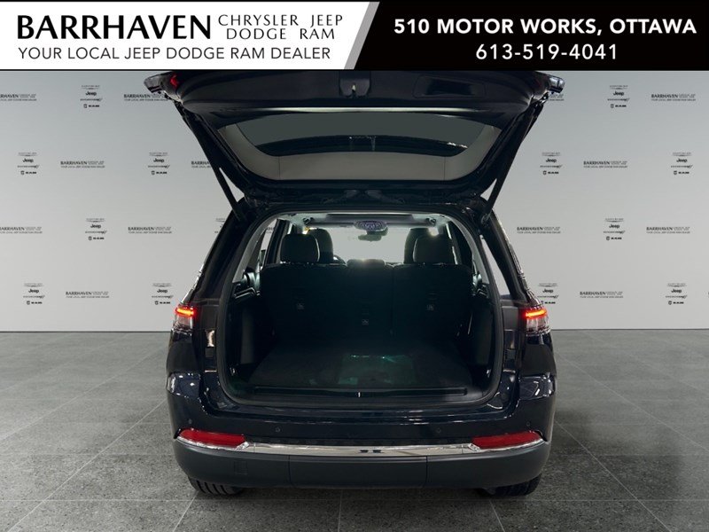 2023 Jeep Grand Cherokee 4xe | Hybrid, Leather, Pano Roof, DVD