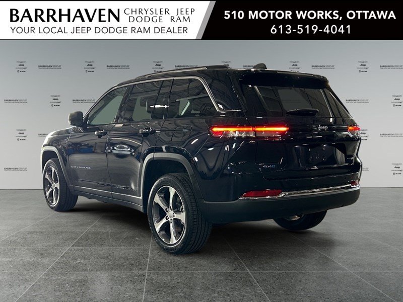 2023 Jeep Grand Cherokee 4xe | Hybrid, Leather, Pano Roof, DVD