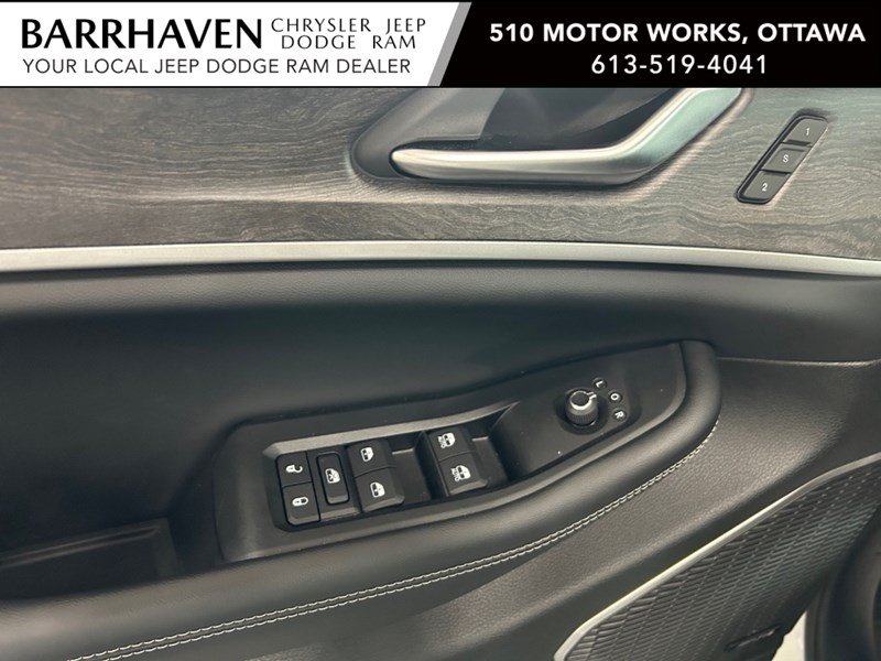 2023 Jeep Grand Cherokee 4xe 4x4 | Hybrid, Leather, Pano Roof, DVD