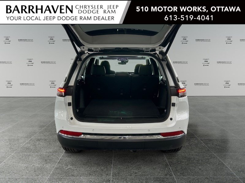 2023 Jeep Grand Cherokee 4xe 4x4 | Hybrid, Leather, Pano Roof, DVD