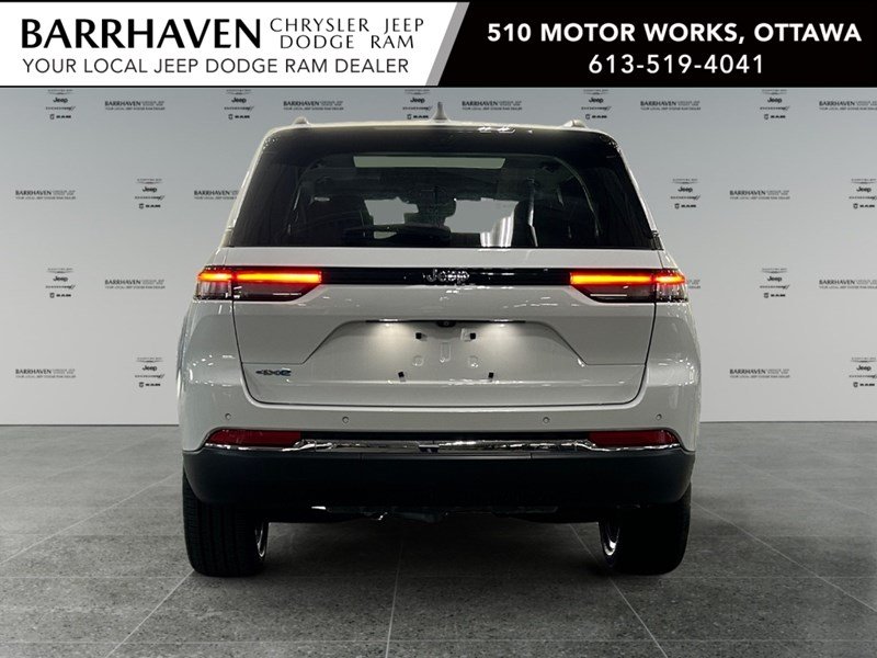 2023 Jeep Grand Cherokee 4xe 4x4 | Hybrid, Leather, Pano Roof, DVD