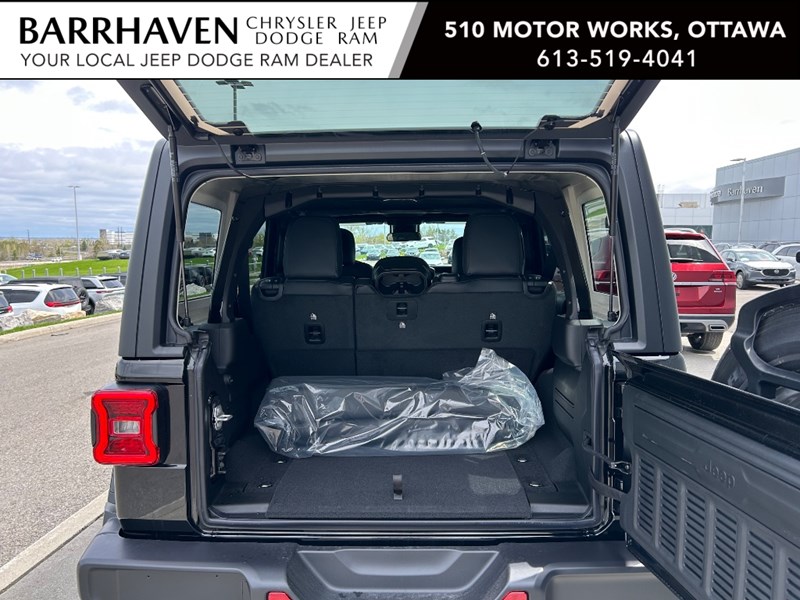 2025 Jeep Wrangler Sahara 4 Door 4x4
