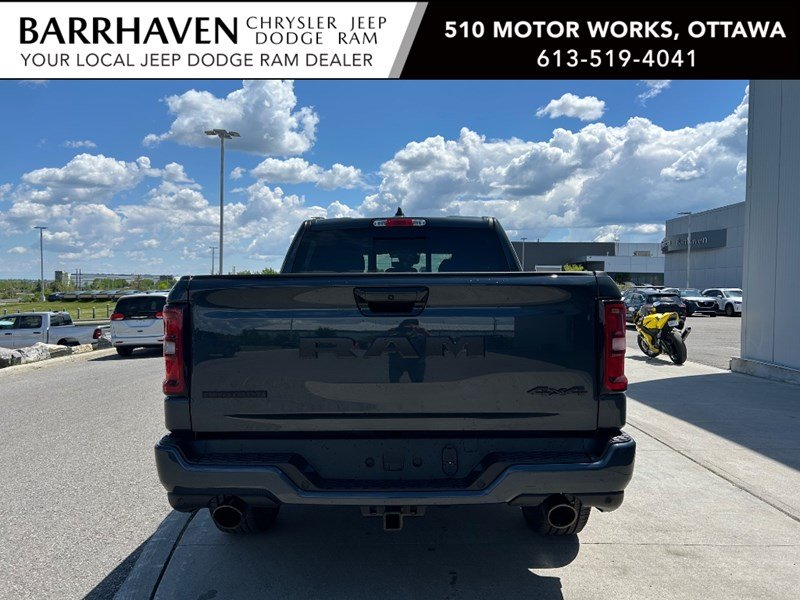 2025 RAM 1500 Big Horn 4x4 Crew Cab 5'7" Box