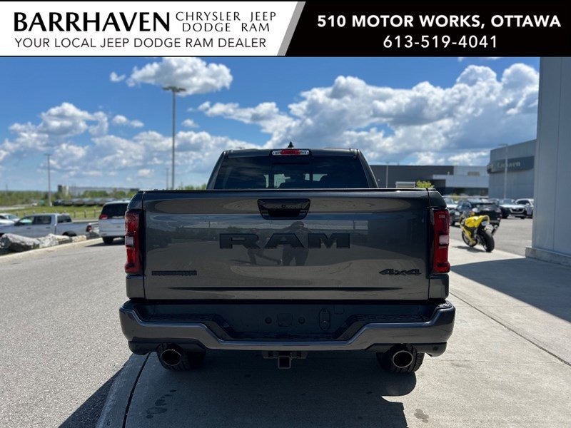 2025 RAM 1500 Big Horn 4x4 Crew Cab 5'7" Box
