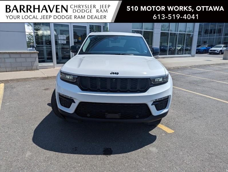 2023 Jeep Grand Cherokee Limited 4x4 | Leather, Blackout, Tow Pkg