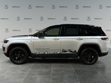 2022 Jeep Grand Cherokee 4xe Trailhawk image 2